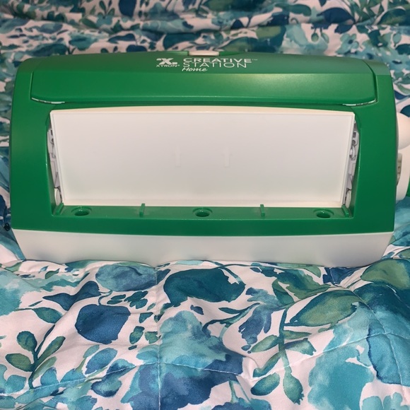 XYRON 9" Creative Station Home - Picture 10 of 13